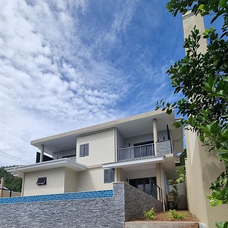 Tranquility Villas Baie Sainte Anne Exterior photo